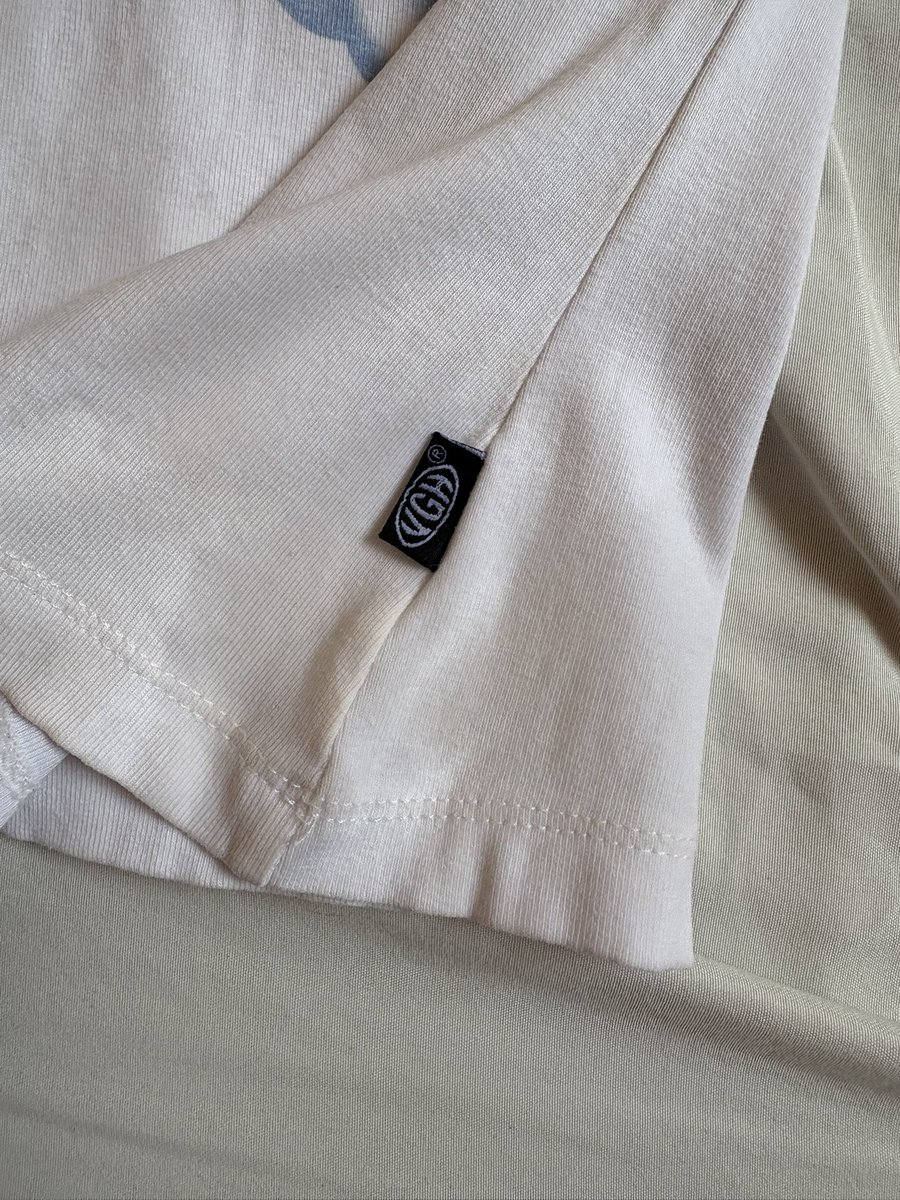 luciddreamzq's tweet photo. ส่งต่อ vgh ปีกนางฟ้า มือสอง size s

240 ค่าส่ง 29

ร่องรอยอารยธรรม : เลอะครีมกันแดดตามภาพเอาไปแช่น่าจะออกค่ะ ((สีจริงไม่เข้มเท่าในรูป))

สนใจ pls dm naka 

#ส่งต่อเสื้อผ้ามือสอง #ส่งต่อvgh #ส่งต่อเสื้อมือสอง #โล๊ะตู้ https://t.co/ot0YKgghR8