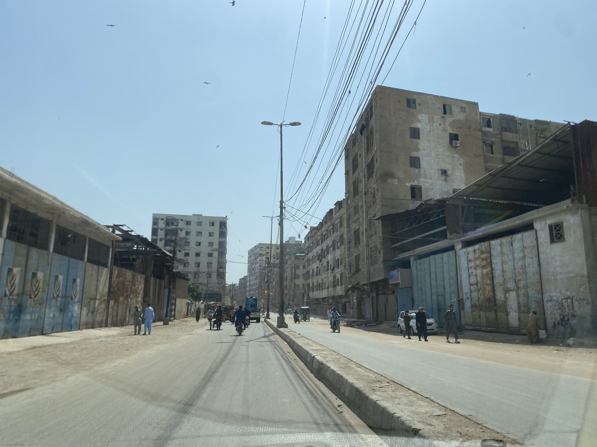 omar_quraishi's tweet photo. Streets of Karachi https://t.co/y6rQrkWjn4