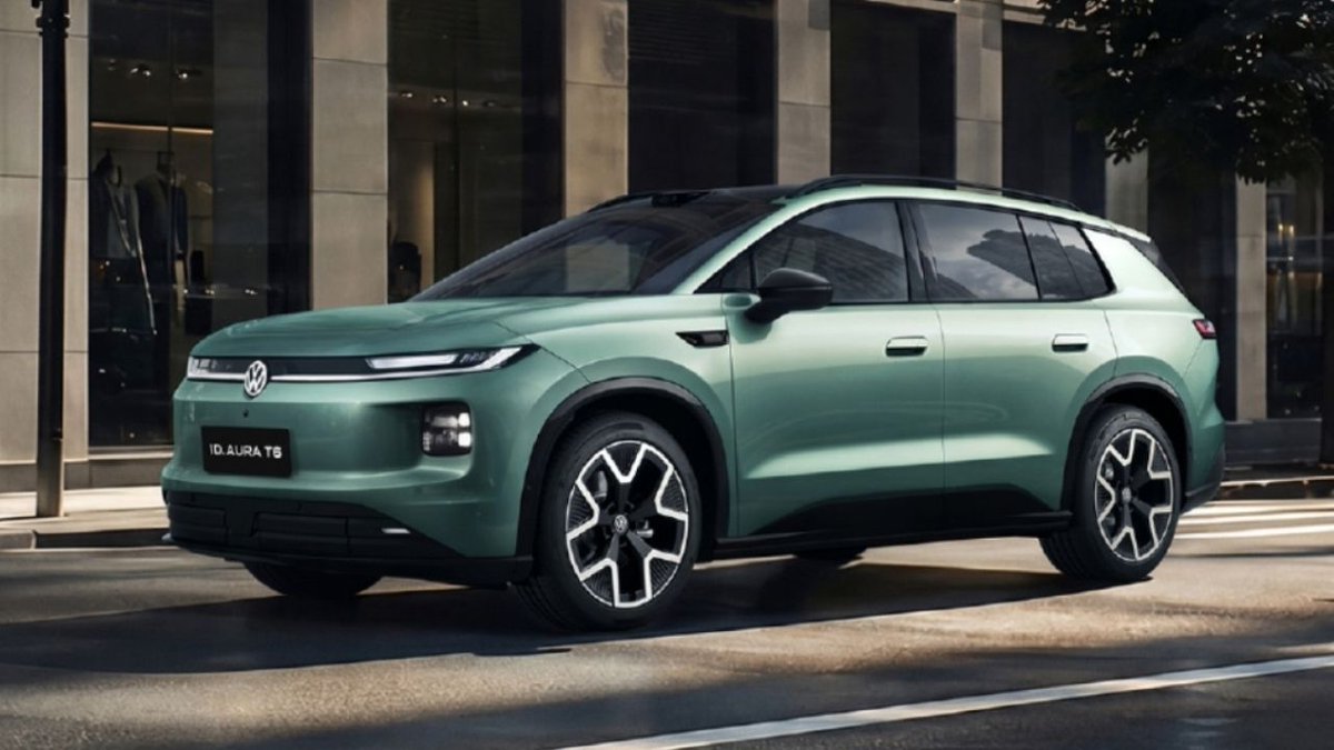 evpostdotin's tweet photo. Volkswagen ID. AURA T6 deliveries have started in China! ⚡

228 hp, RWD, up to 660 km CLTC range and four variants.

China pricing starts around $19,375, while the top 660 Ultra costs about $24,895.

Top variants get LiDAR.

#IDAuraT6 https://t.co/iac0ZnIfD3