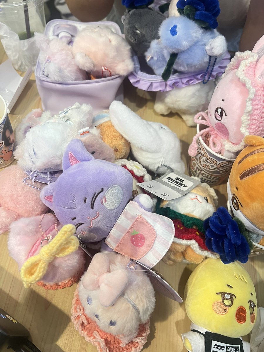 moopigworld's tweet photo. ✨ Fleur de lune 🌕🌷

⋆˚❀˖° ATEEZ Matz  Fan cafe 𖧷 ⋆｡˚

#Hongjoong #Seonghwa
#ATEEZ #ตลาดนัดAteez #ตลาดนัดเอทีซ
#MatzWithFleurdelune
ตอนมาถึง                 ตอนกลับ (ตัวละร้อยมากลูก) https://t.co/PicfKeOFbz