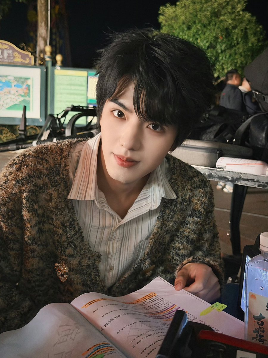 xinsine_'s tweet photo. เสี่ยวจู 

100 วัน 

#Shuayuan #TianYuan https://t.co/1CEA18Bww1