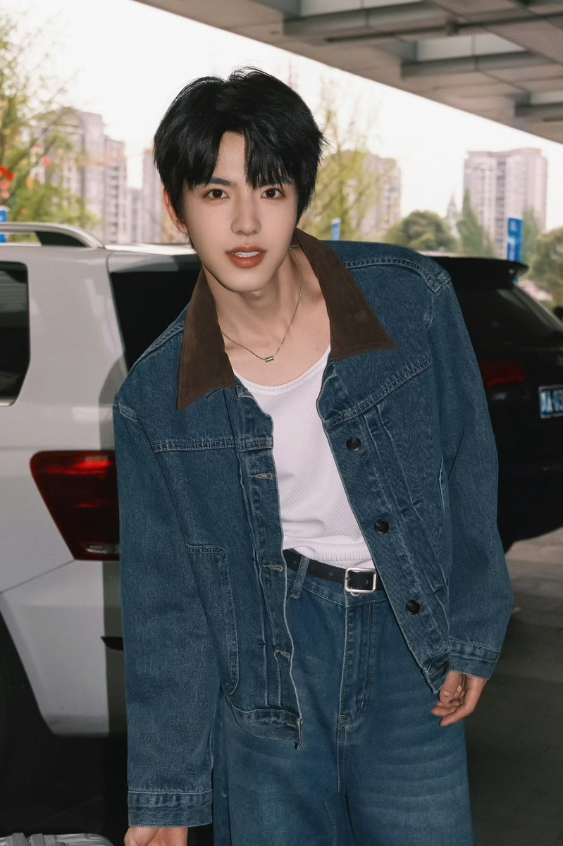 xinsine_'s tweet photo. เสี่ยวจู 

100 วัน 

#Shuayuan #TianYuan https://t.co/1CEA18Bww1