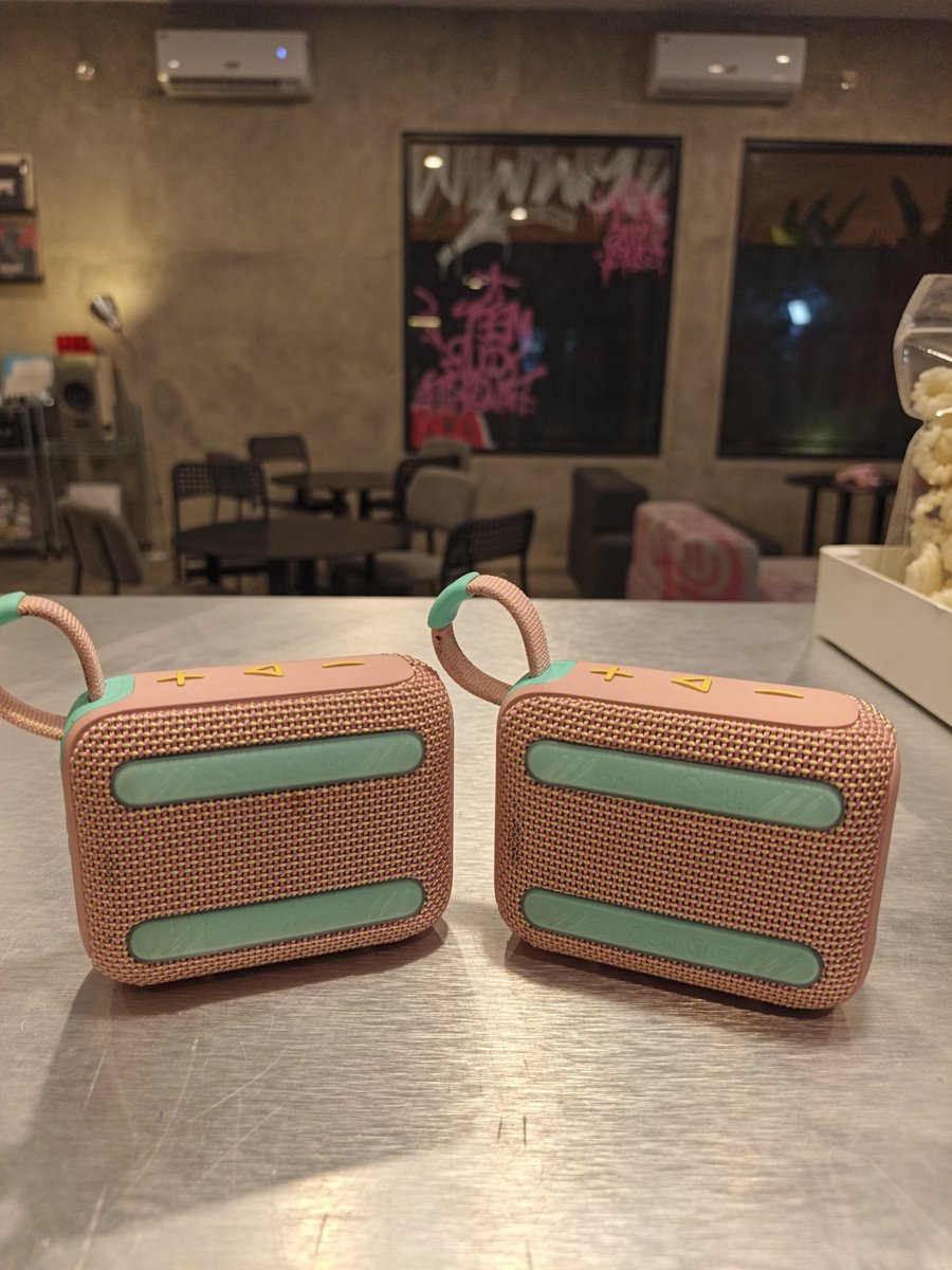 jojourneyy's tweet photo. WTS SPEAKER JBL GO 3
take all 1.1 masih buagus bgtt https://t.co/xJmlyqFdMS