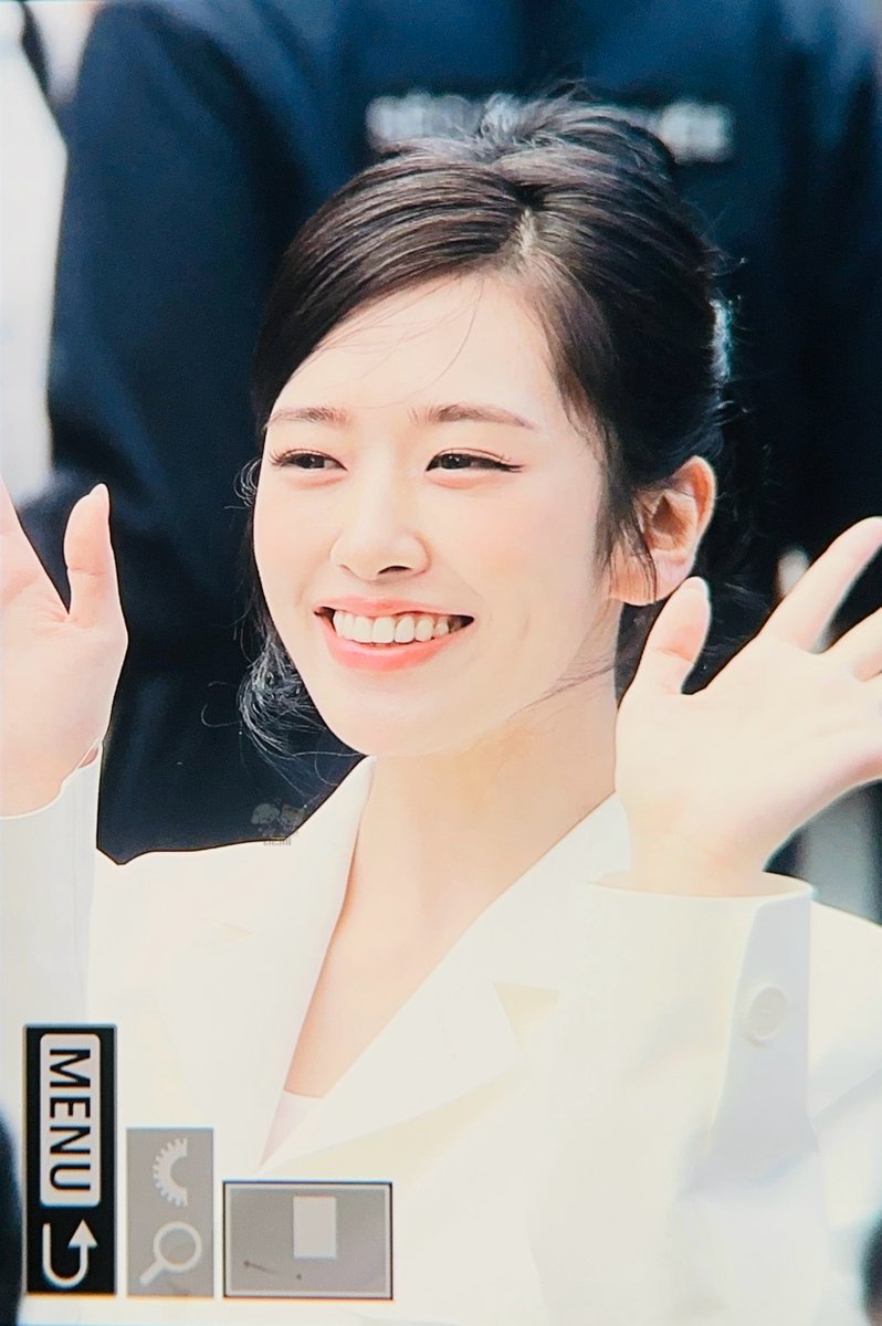 Lizjin_'s tweet photo. 261004 PREVIEW 

YUJIN AT LACOSTE PFW
#YUJINxLacosteSS27 #LacosteSS27
#아이브 #IVE #ANYUJIN #안유진 https://t.co/taJWMob1Yr