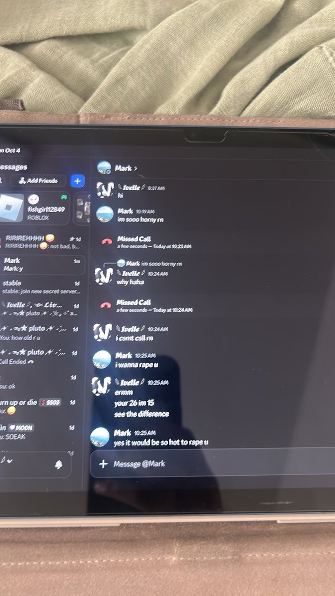 ivelloraUwU's tweet photo. PEDO ALERT YALL okay
i am 15 years old and i lied about being 13 to see how far this disgusting pedophile is please leave some hate for him!! #pedophile #weirdo #viral https://t.co/Y9hB8AnK35