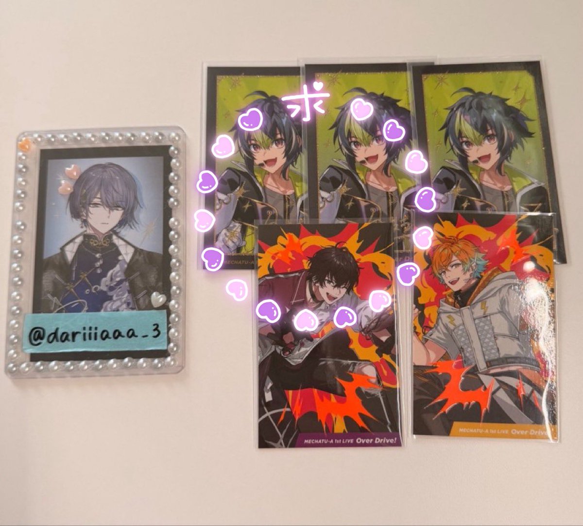 tmtm619619's tweet photo. @dariiiaaa_3 度々のご連絡失礼致します。
先程リプライした通り、一部交換が決まりました。
画像お借りしましたが、画像1の求で囲った3枚とこちらが現在お渡しできるものを画像2に添付しましたので3：3同種交換は可能でしょうか？
わかりづらく申し訳ございません。
ご検討よろしくお願いします。 https://t.co/j0QKxGw7hH