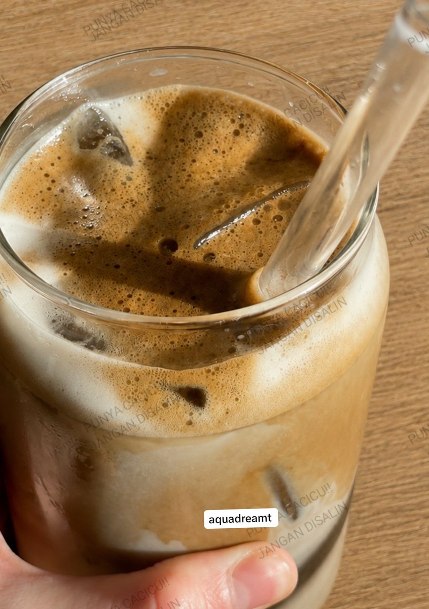 aquadreamt's tweet photo. SIAPA SANGKA DUA INI KALO DISATUIN TERNYATA SEENAK INI?? aroma kopi kapal api yang strong, ketemu manis creamy dari ultramilk butterscotch…kawin banget😭☝🏻 https://t.co/E469NIeAtJ