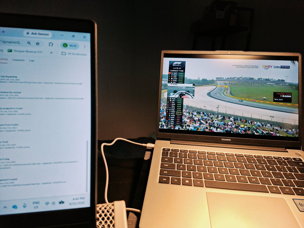 silvergreyalpha's tweet photo. FOMO-ing the F1 race all the way from my bedroom while working on a Sunday. 🥲🏎️ https://t.co/qAx1ihH1QI