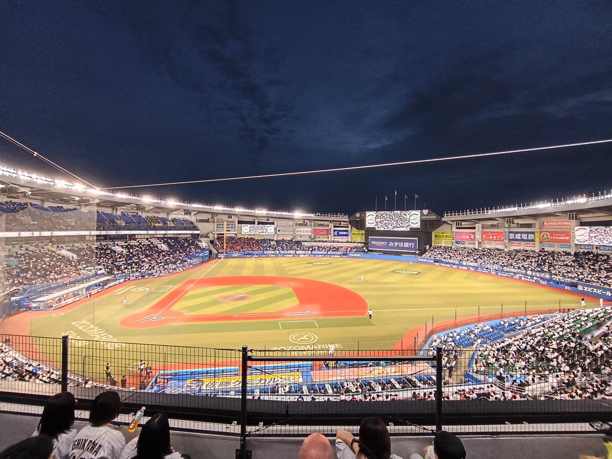 kiyo_saka2's tweet photo. 2026.10.4  ZOZOマリンスタジアム
千葉ロッテマリーンズ🪽 vs東北楽天ゴールデンイーグルス🦅

プロ野球シーズンもあと僅か。午後の千葉ジェッツ戦の足でマリンスタジアムに来ました👣

千葉のプロスポーツ盛り上げましょう🔥⚾️🏀🏈⚽マリーンズファイティン👊🔥

#千葉ロッテマリーンズ #chibalotte https://t.co/wEByWFVHF9