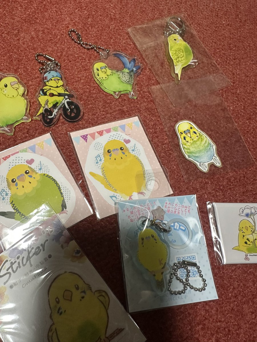M0904_'s tweet photo. 鳥フェス行けたT⩊T
スズメ類は母親の手元に笑
トリちゃんがいなくなって約3週間。
皆様の素敵な作品がとても似ていてもっと欲しかったけど我慢。。。
また鳥フェスやってくれることを願ってお待ちしてます！！

#鳥フェス https://t.co/o9htKXbEgZ