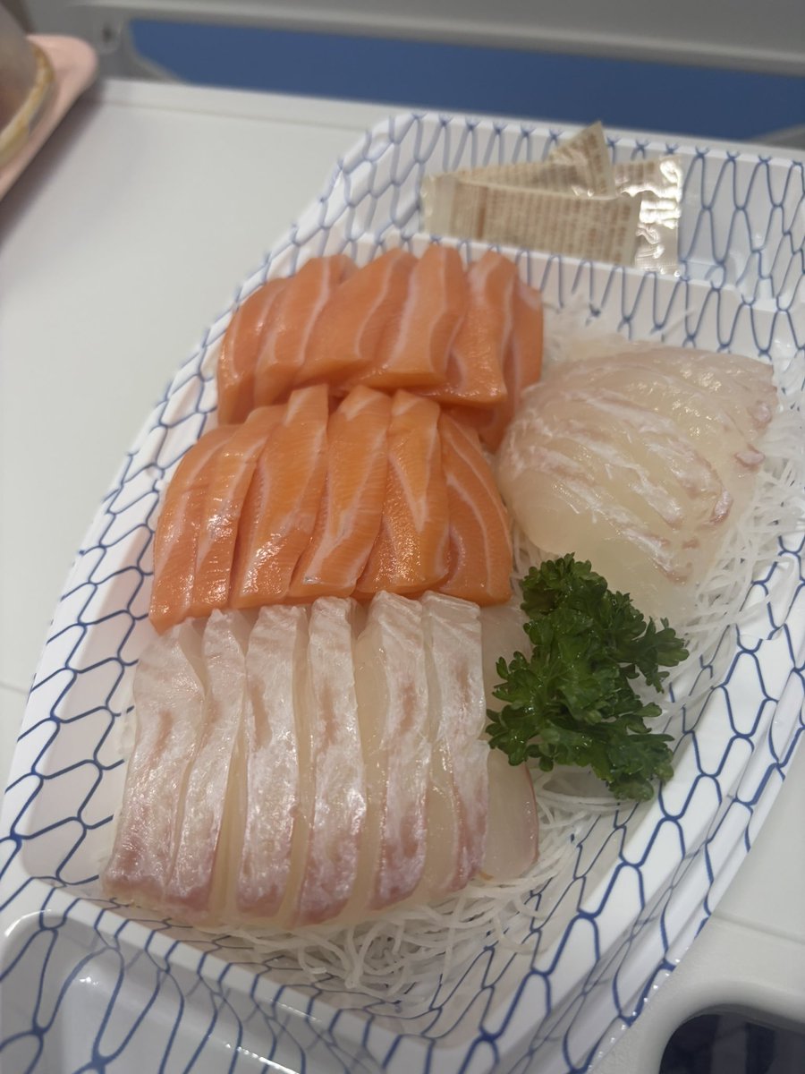 uoma010's tweet photo. 우와 엄마짱 https://t.co/Wyn8R98M2X