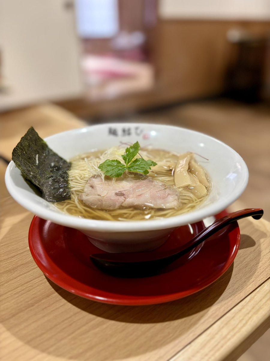 gtr_kai's tweet photo. 手術に耐えたご褒美に山梨
ブドウも貝出汁塩そばも美味しかった
久々の富士山

開幕4連勝きた‼️首位キープ
スタジョンはどした��

#山梨
#勝沼
#笛吹市
#シャインマスカット
#巨峰は終了
#ラーメン麺結び
#群馬クレインサンダーズ
#茨城ロボッツ
#Bリーグ
#胆嚢摘出
#リハビリ
#ウォーキング
#秋 https://t.co/9fXcC7epDl