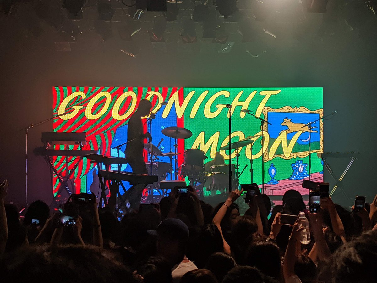 jyoley's tweet photo. 2019年に梅田QUATTRO CLUBでLANYの大阪公演に行ったのが懐かしい😭
あれから7年！また大阪に来てくれるなんてありがとう！
今回もひとりで行きます✨😂
そして、同���に行かれる方は一緒にパフォーマンスを楽しみましょー！
#LANY 
#softworldtour
#soft https://t.co/sfYTzG5ybd