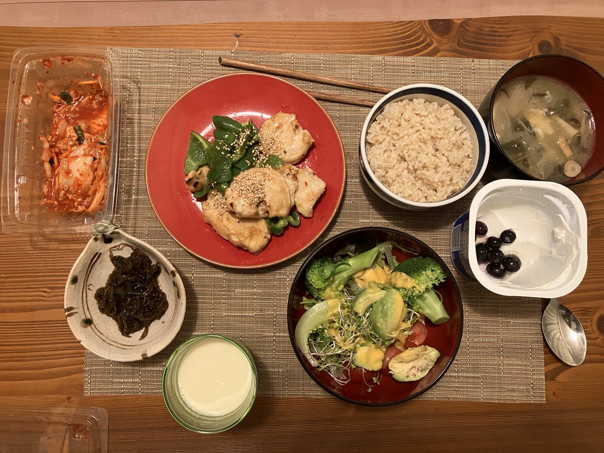 Hidebokkuri's tweet photo. ちょっと早いけど、お腹空いちゃったので、夕飯 https://t.co/hgG0joYHnm