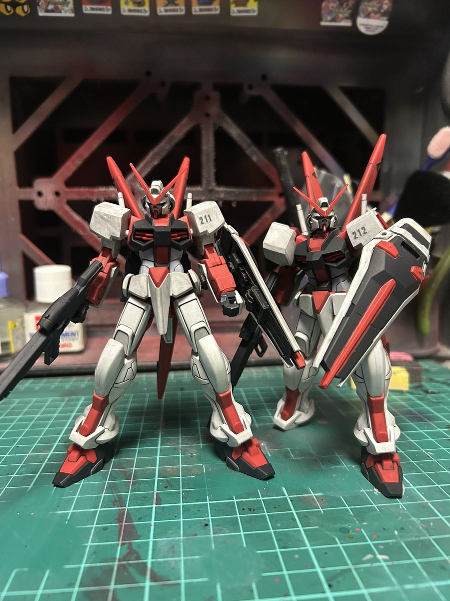 0623Basesky's tweet photo. M-1アストレイ完成！でも左足の軸が折れたから最悪。後もう一機あればオーブ3人娘部隊が完成するから頑張ろうかな。ヤフオクで探すか。
#ガンプラ https://t.co/dZZzO7M8JH