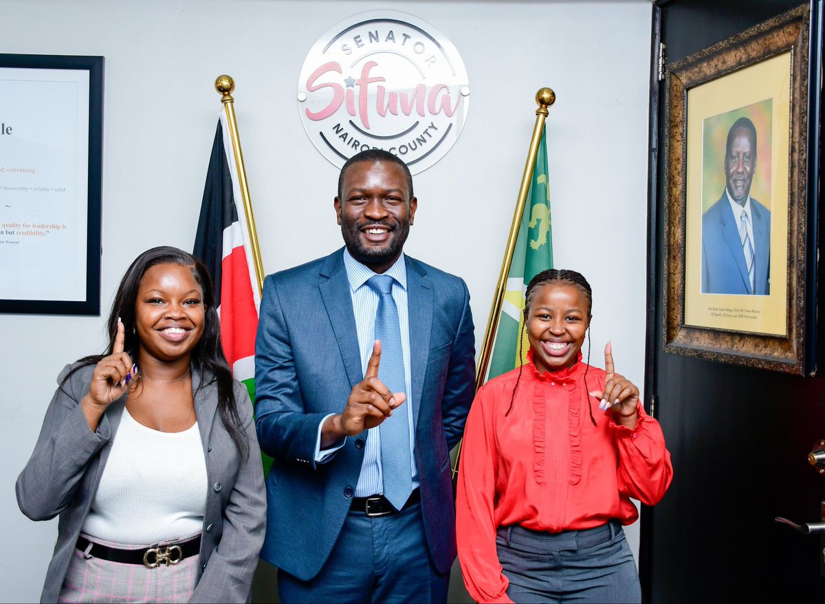 artdafinakenya's tweet photo. Name one politician in Kenya rn who is totally EMPTY of any form of scandal.
#EmptyDerby
#SisiNdioSifuna β https://t.co/ou6f32lXA7