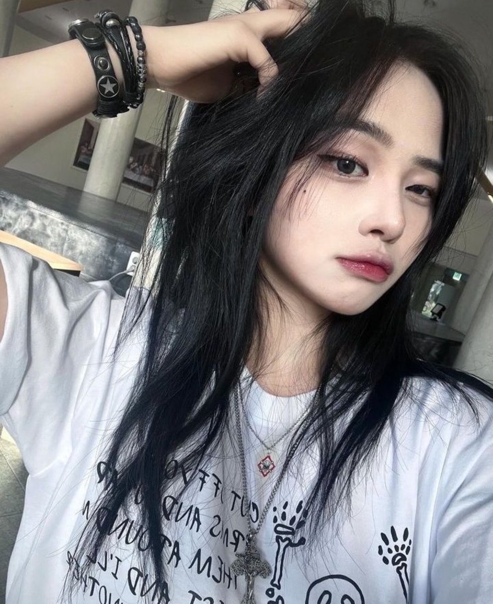 Stop_it_pls09's tweet photo. 대통령을 해주세요옷!!!! (특정정당 비하 아님) https://t.co/xixObTSJIL