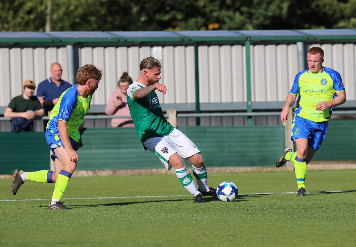 NorthwichVicsFC's tweet photo. ๐๐๐๐ ๐๐๐๐ ๐ธ
๐ฉ Northwich Victoria 1-0 Uttoxeter Town๐จ
A victory back in the green & white, all captured by the brilliant @BluDen1.
๐
๐๐๐ ๐๐๐๐๐ โฌ
https://t.co/5JqXDoEA6M
#UpTheVics | #GreenArmy | #MatchPhotos https://t.co/rdEo8W4qp1