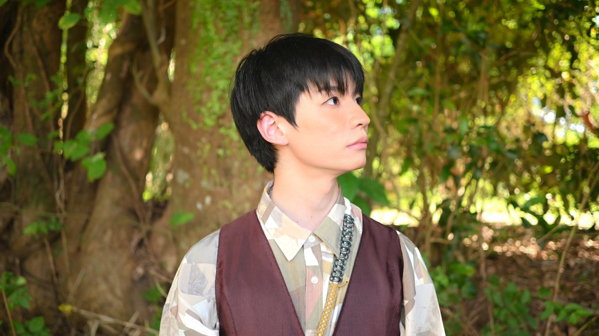 cosmorium1's tweet photo. 『遠い夏のゴッホ』キャスト紹介
No.1 【ゴッホ】
せっかちなユウダチゼミの少年。生まれる年を数え間違えてしまったため、壮大な運命に挑むこととなる。

ゴッホ役　今吉勇貴

宇宙水槽若手筆頭注目株の今吉くん。まっすぐに役に向き合い、渾身の力で挑んでくれます。

＃遠い夏のゴッホ https://t.co/P49xwmcSVT