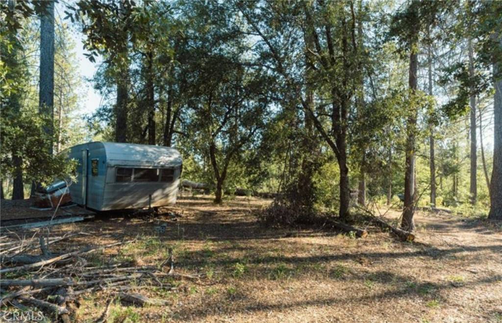 tdbad's tweet photo. 10.18 acres of Sierra Foothills open space—an opportunity to create a dream home, weekend retreat, or private getaway in Coulterville. Offered at $222,000. 🌲 https://t.co/1w1A08UdKD #LandForSale #CoultervilleCA https://t.co/tVhzsTW3D4