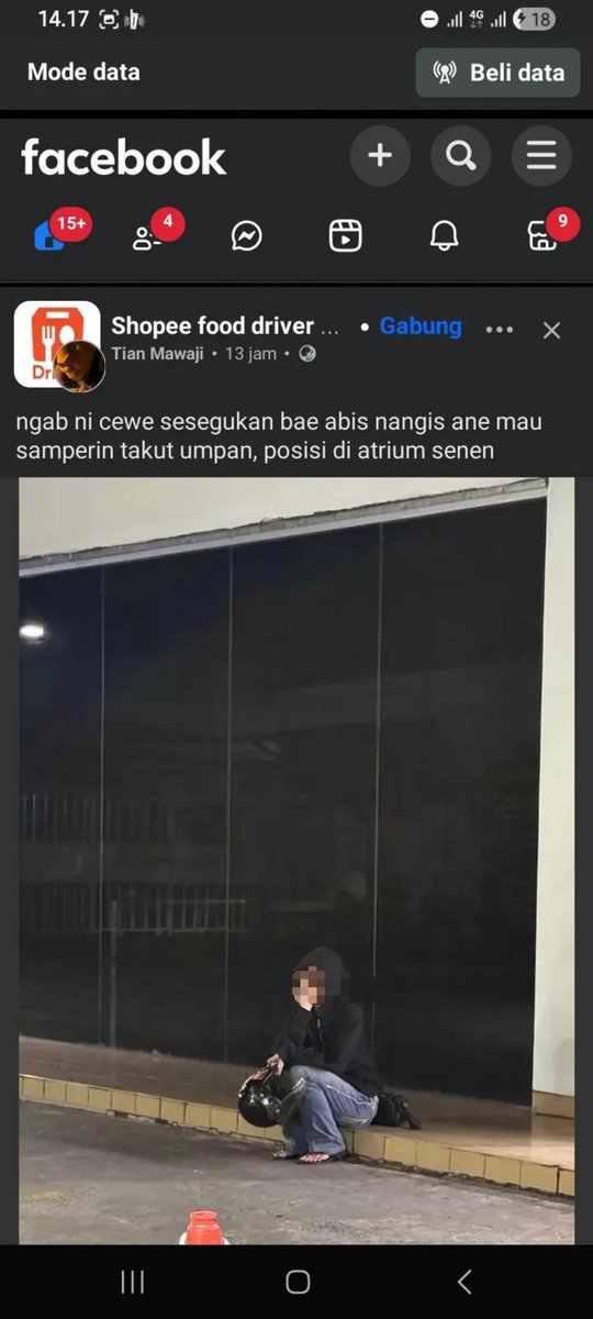 liclerc's tweet photo. najisss! ada cewe lagi duduk diem, difoto diem2 sama bajingan gila, tanpa di blur mukanya. trus dipost di grup shopeefood di fb. 😭

lihat komenannya pada gak ngotak najiiss, yang komen mostly bapak2 punya anak istri tapi kurang ajar ke perempuan! marah banget bacanya anjirr 😡👊

Ya Allah jauhkan kami dari otak2 bajingan mesum seperti ini 😭🙏