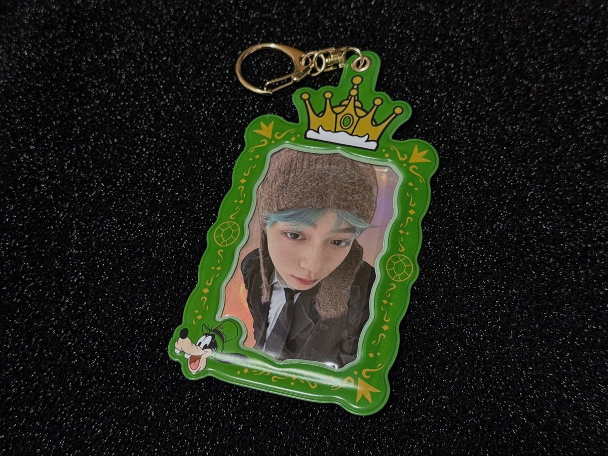 yn_ob__'s tweet photo. 🐻‍👑💚 https://t.co/5JP7Zv0SXg