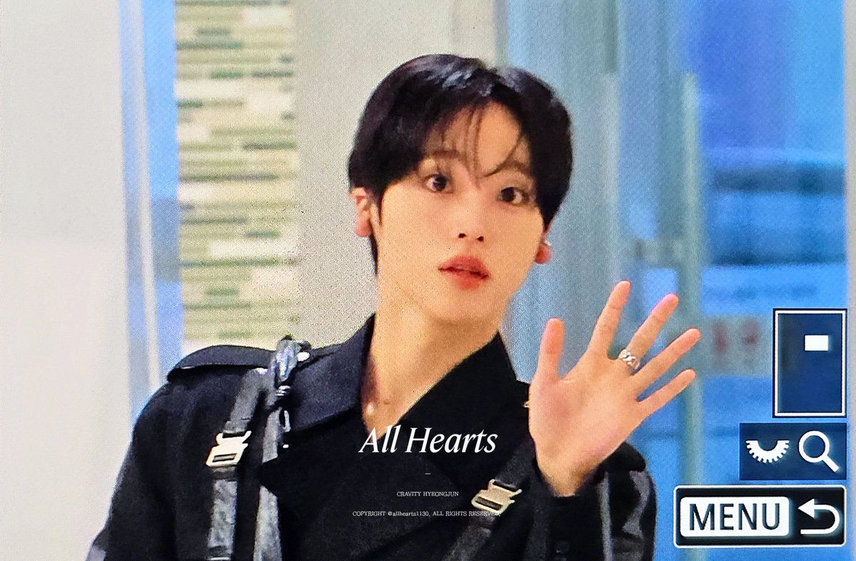 allhearts1130's tweet photo. 261004 팬사인회
하이요 #형준 #HYEONGJUN #크래비티 #CRAVITY https://t.co/sdczjnxOEp