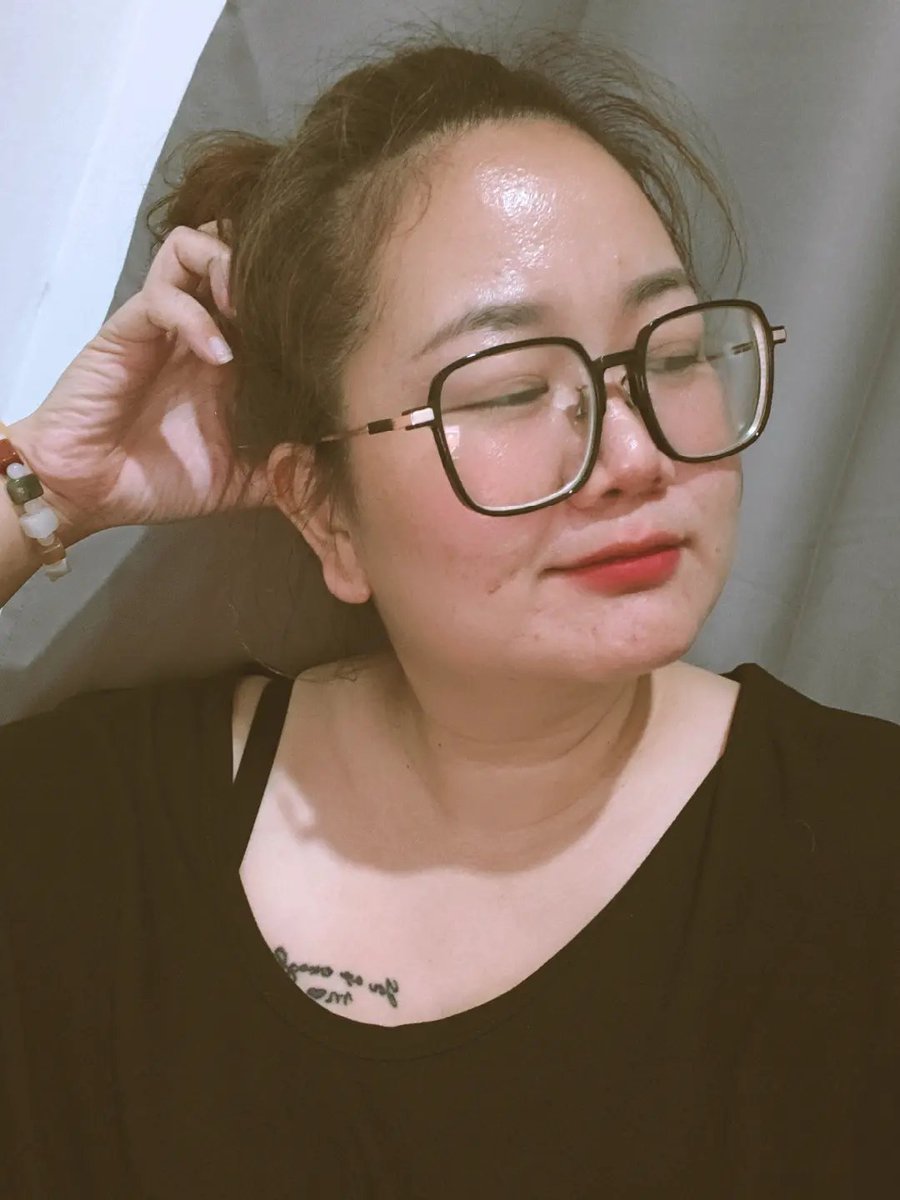 moomod_36's tweet photo. ปากนิด จมูกหน่อย อร่อยนะจ๊ะ
#สาวอ้วน #บ้านฉาง💸 https://t.co/iINkAN7Anm
