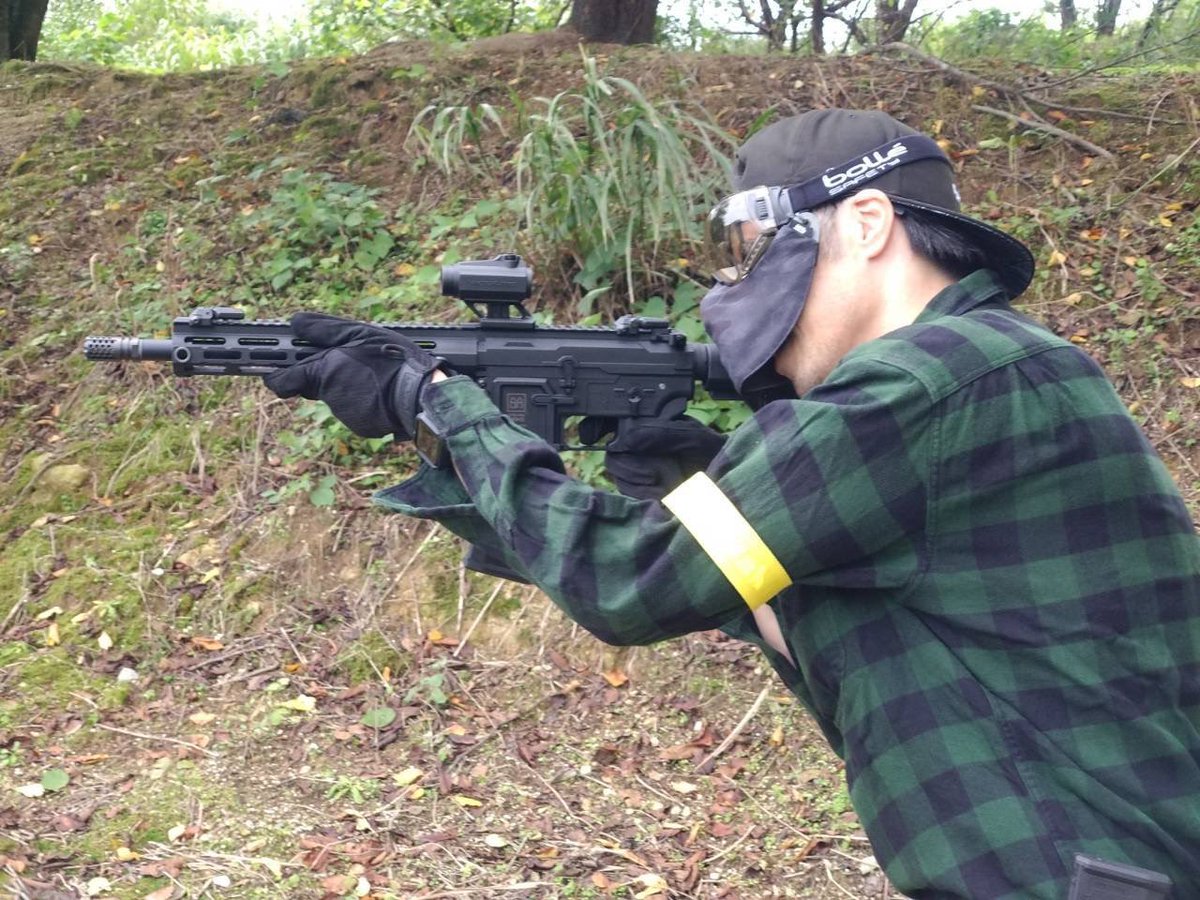 0ktj36's tweet photo. 今日は2回目のサバゲー！

左からの撃ち方がわからないので勉強してきますw
そして後半また右膝負傷w年齢を感じる今日この頃……

でも今日も楽しかったです！お疲れ様でした！

#STG 
#新潟STG
#サバゲー https://t.co/v4aiGMr481