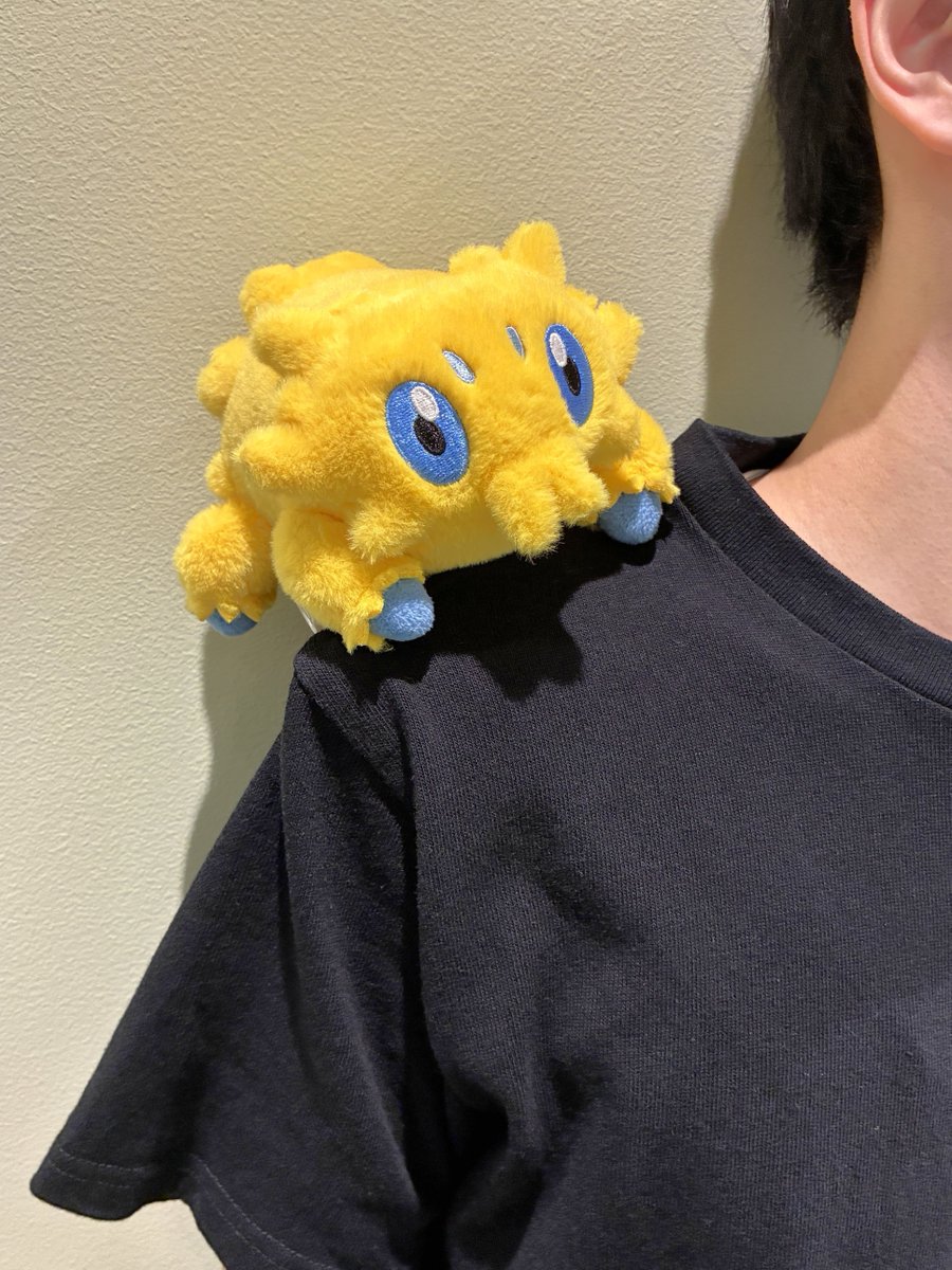 poke_times's tweet photo. 肩に等身大バチュルのせてんのかい！

https://t.co/ye1SY010Je https://t.co/tBUvowsy1Z