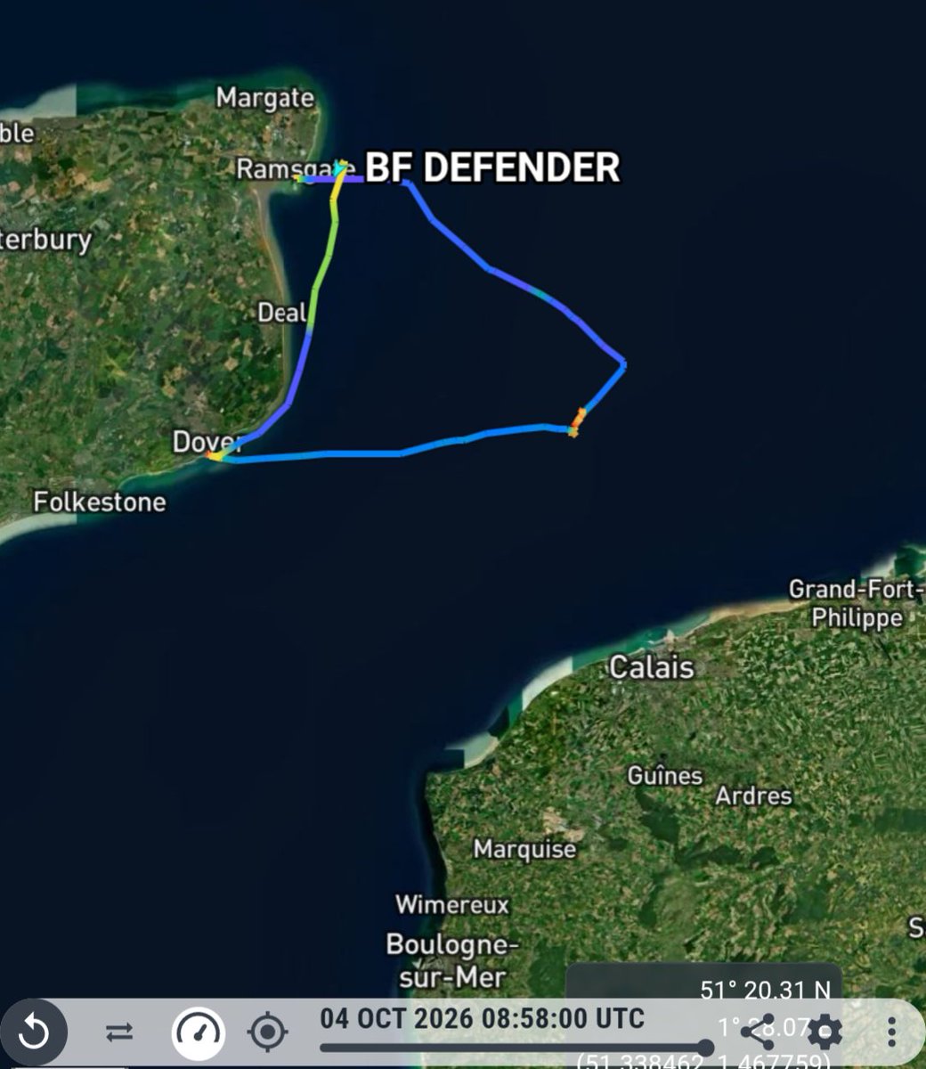 ActivePatriotUK's tweet photo. 🚨 INVASION ALERT 🚨 

100S Of migrants are on their way to Dover this morning after being picked up  after illegally crossing the channel from France in the early hours 

🛑 STOP THE BOATS 🛑 https://t.co/oIyDSMczbV