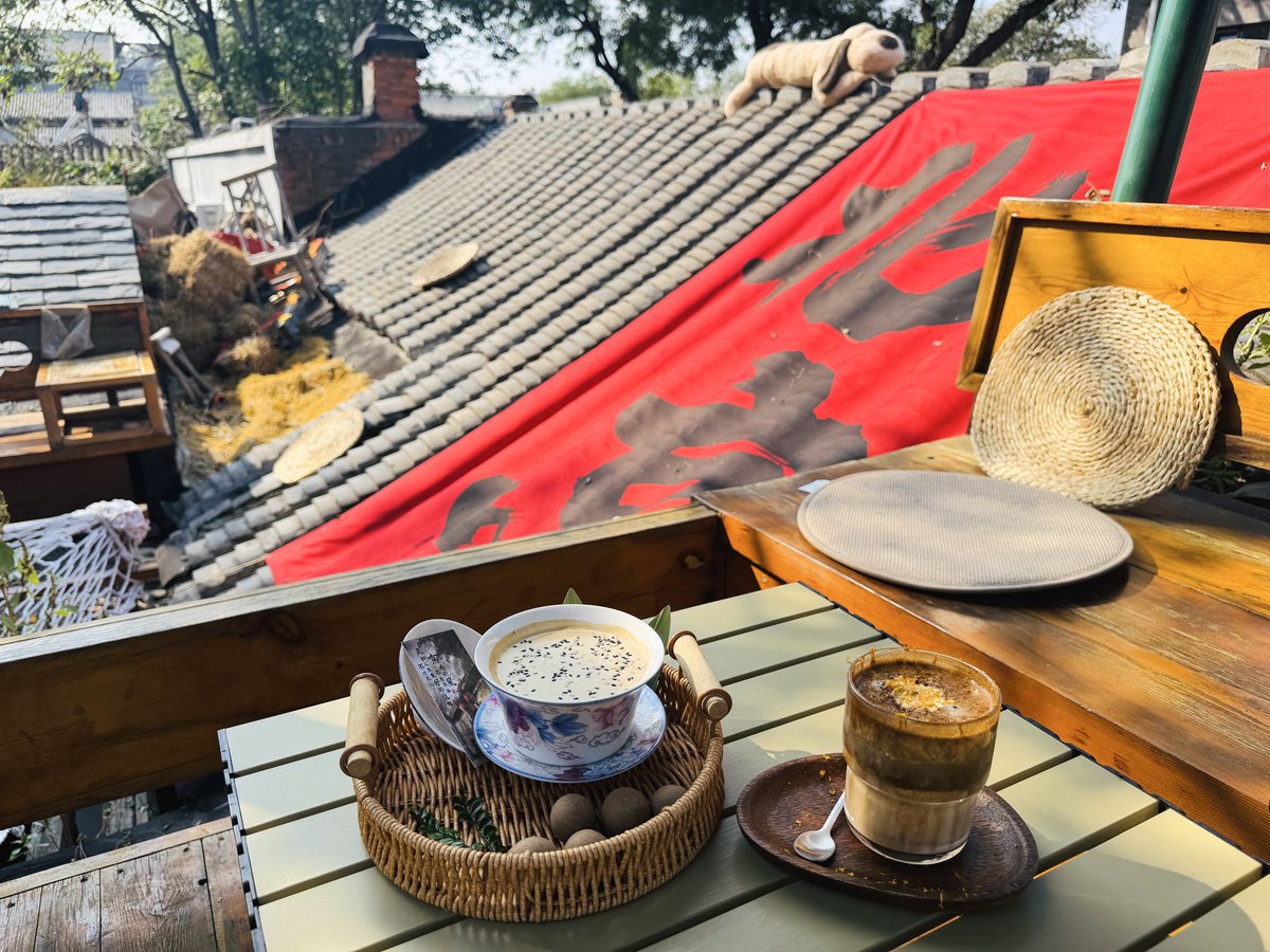 AnnTang_'s tweet photo. 回北京玩几天，最近北京的天气真不错！🍃 https://t.co/mOoKbnmZEc