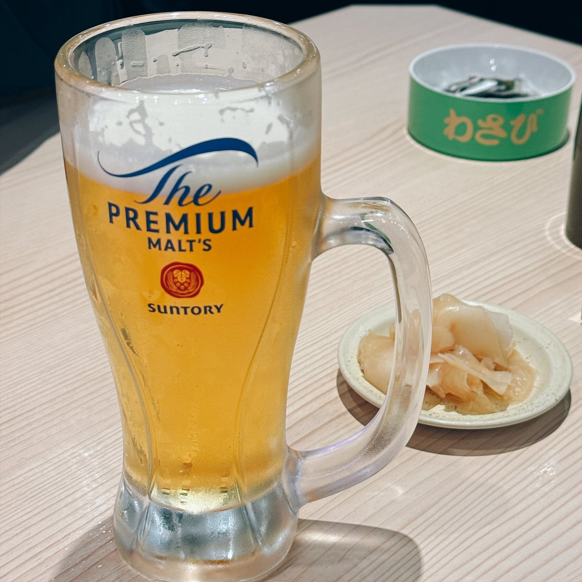 minimimimimini's tweet photo. 日曜日に飲まないなんて
来週の仕事に支障がでちゃうよね

かんぱーい✨ https://t.co/B0dcEtiNnN
