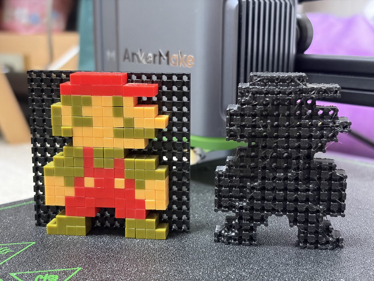 dotsBrothers's tweet photo. フレームできた
ピンはあとで刺します
#pixelart https://t.co/Rt8d5Bg63G