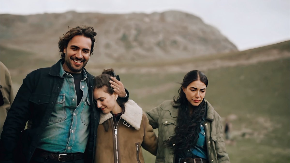 zaitouna_ib's tweet photo. 🤍`°•
#TaşacakBuDeniz //#EsDilEl 
#UlaşTunaAstepe //#DenizBaysal 
#AvaYaman https://t.co/AwZ1Wj8lzW
