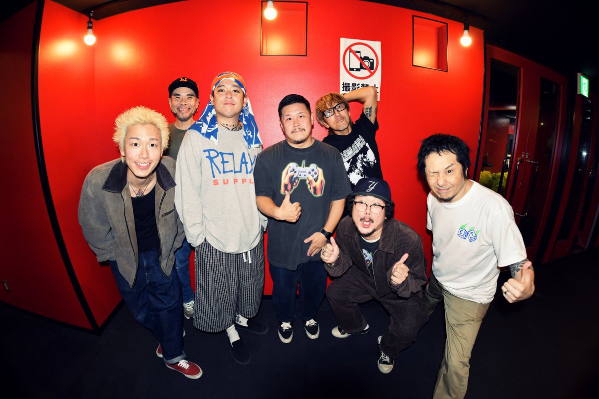 jungray's tweet photo. Ken Yokoyama  w/ ENTH
The Rags To Riches Tour VII
@名古屋DIAMOND HALL
Photo by Yasumasa Handa @H_and_A
#KenYokoyama #ENTH https://t.co/icYtHTk5zy