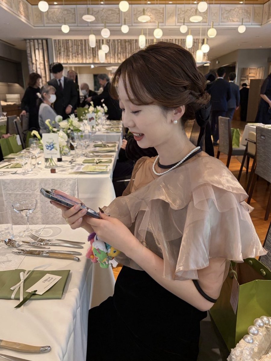 condor_seo's tweet photo. 大学時代の友人の結婚式に行ってきました☺️
笑ったり泣いたりで感情が大忙しでした
とっても素敵な２人に幸せをお裾分けしていただきました〜🤍 https://t.co/OF2MLj0FLe