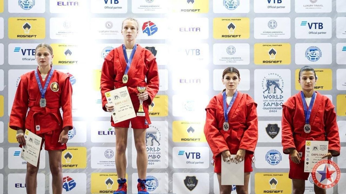 ActualidadBel's tweet photo. 💪🏻🏅El equipo nacional de la República de Belarús ganó cinco medallas en el primer día del Campeonato Mundial Juvenil de Sambo

En Grecia comenzó el Campeonato Mundial Juvenil de Sambo entre los atletas sub-20. 
Hilo👇🏼🇧🇾 https://t.co/KnSnxZjVIA