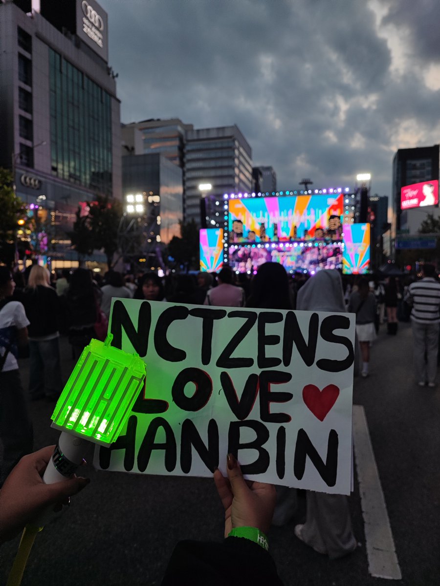 sparkleehyuck's tweet photo. ZB1 is performing at the gangnam festival and we came prepared https://t.co/yctBMqoL9f