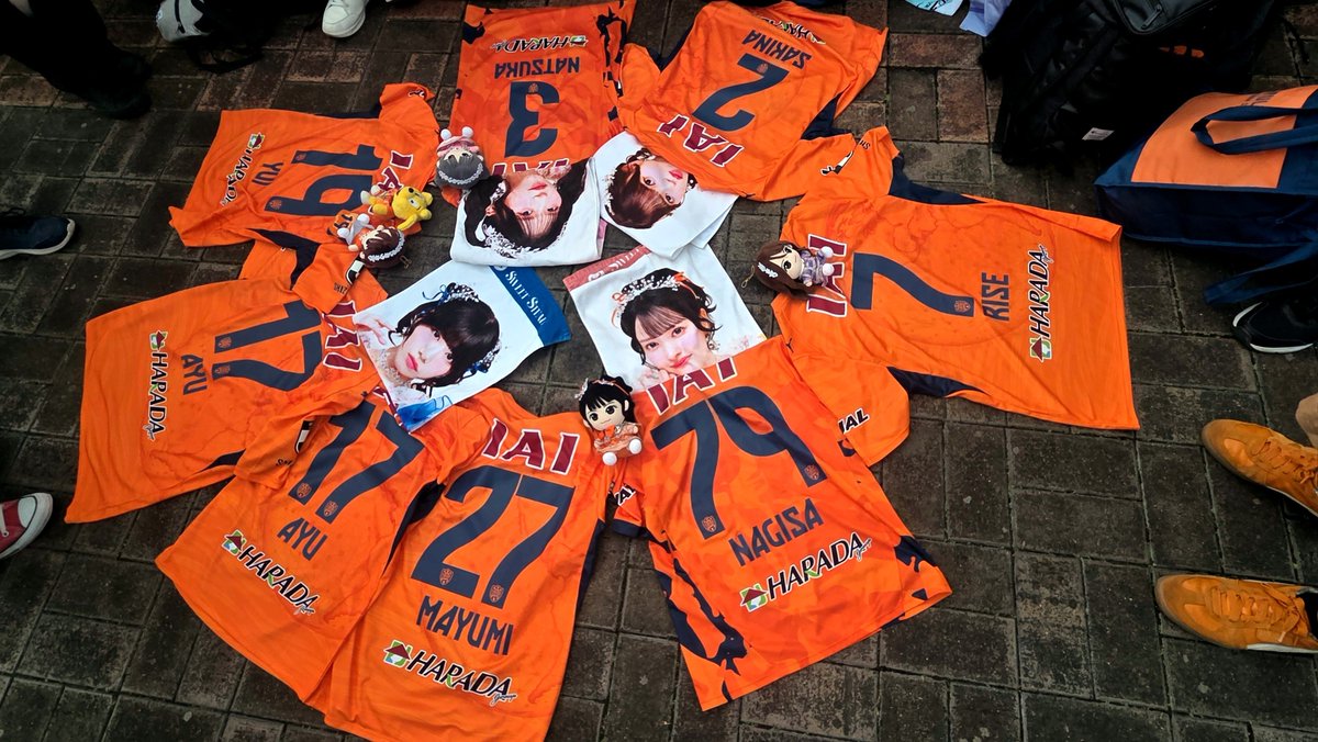 mh_smz's tweet photo. Our ORANGE,Our SYMBOL.
Our SWEET STEADY ,Our SYMBOL.

RISE,NAGYU,MAYUMI,
AYU,YUI,NATSUKA,and SAKINA,
We love you so.
#SWEETSTEADY 
#エスパルスカワラボ部 https://t.co/oYkyPwlqAN