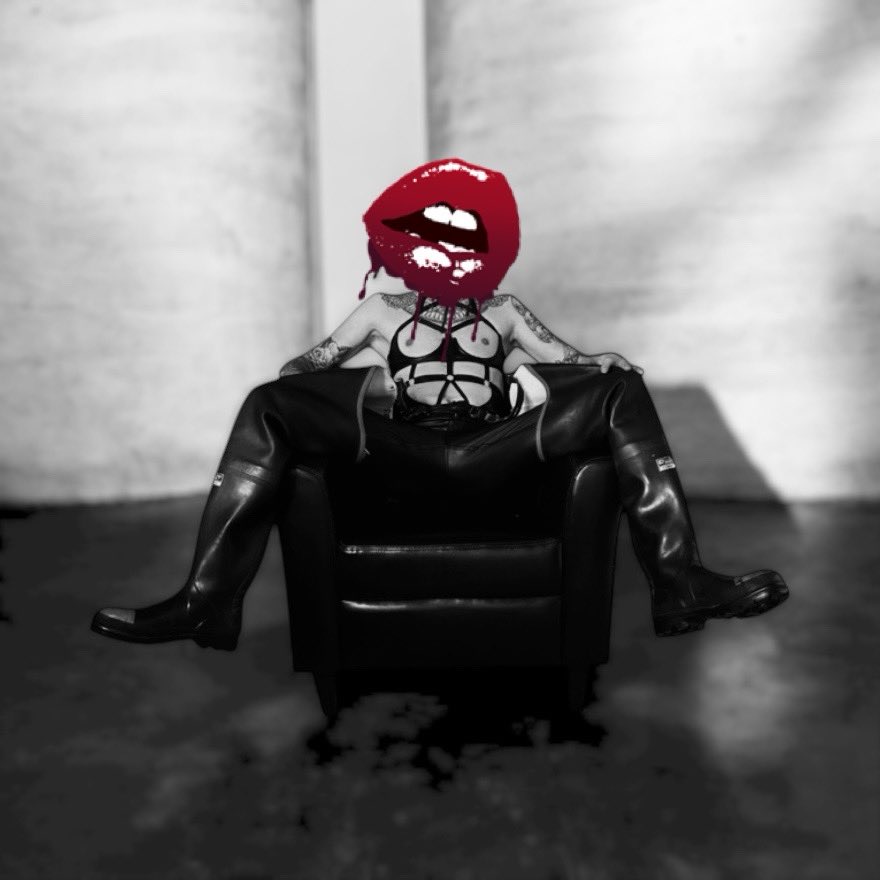 In2BootsNRubber's tweet photo. Ready to receive 😬

#waders #gayrubber #rubberfetish #BootFetish #GayBootFetish #GayKink #BLUF #BootWorship #guyzin2rubber https://t.co/0WH4Tsz73n