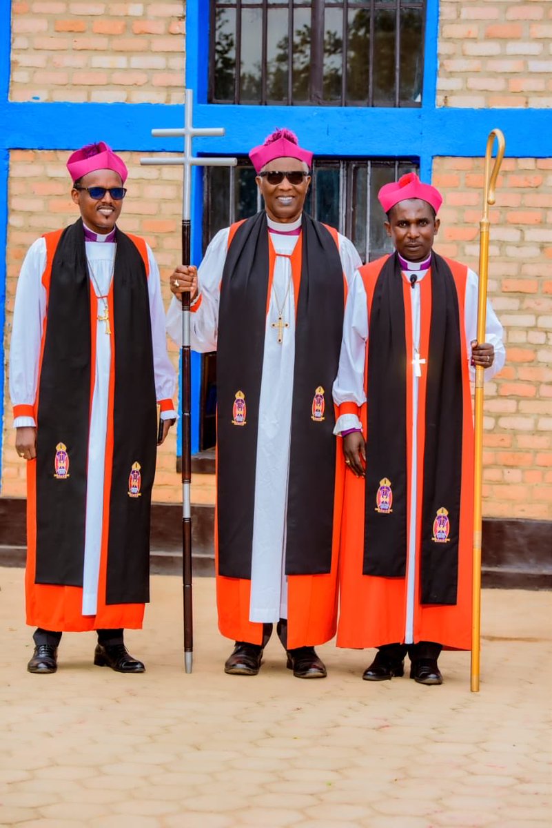 anglicanchurchR's tweet photo. After a series of Farewell trips, that started with the Diocese of Shogwe, Butare and Kibungo diocese,   the outgoing Anglican Primate made his ministry visit to the Diocese of Nyaruguru https://t.co/u1FnWqtrOs