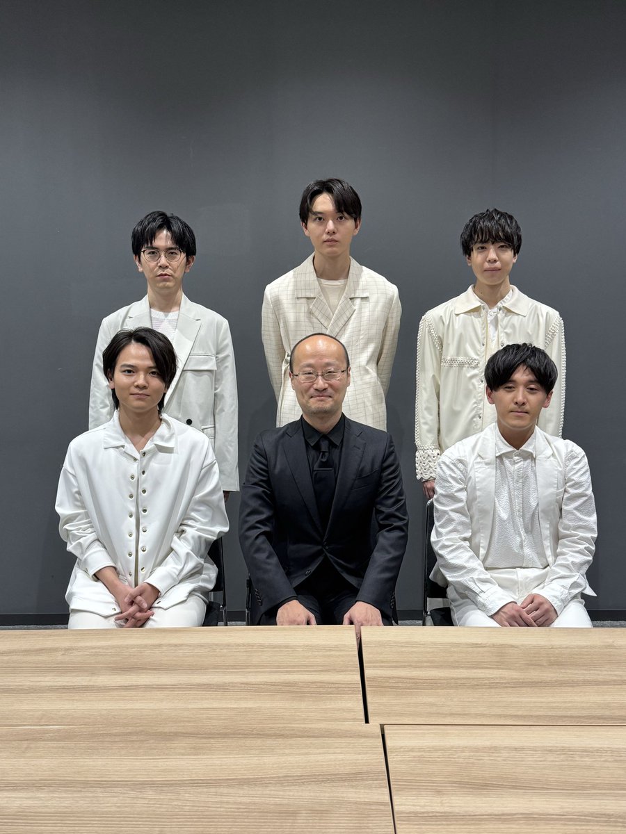 watanabe_1984's tweet photo. ①お疲れ様でした
②金井くんもいたので聖学院の同窓で

noteでの図面を使った詳しい振り返りは夜中に上げます！

#渡辺明vsS6 https://t.co/zXD7NJM9wp