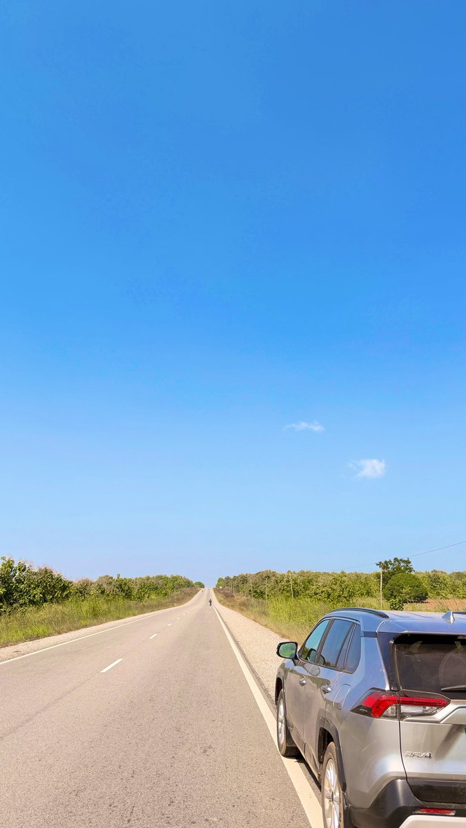 EiiScanty's tweet photo. took a trip to tour the northern part of Ghana last year, 
drove through 7regions. 
over 2,500km round trip in a RAV4 
car was strong.. loved every bit of it. https://t.co/8bWe9G5Xoa