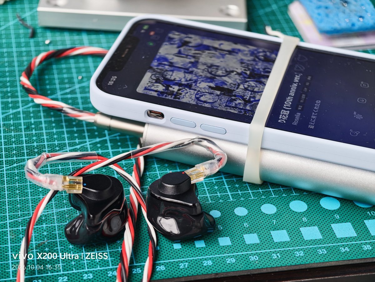 Hikari_mikachan's tweet photo. はんだの質が音質に影響を与える
#fitear
#moondrop https://t.co/FIQmVd1WcE