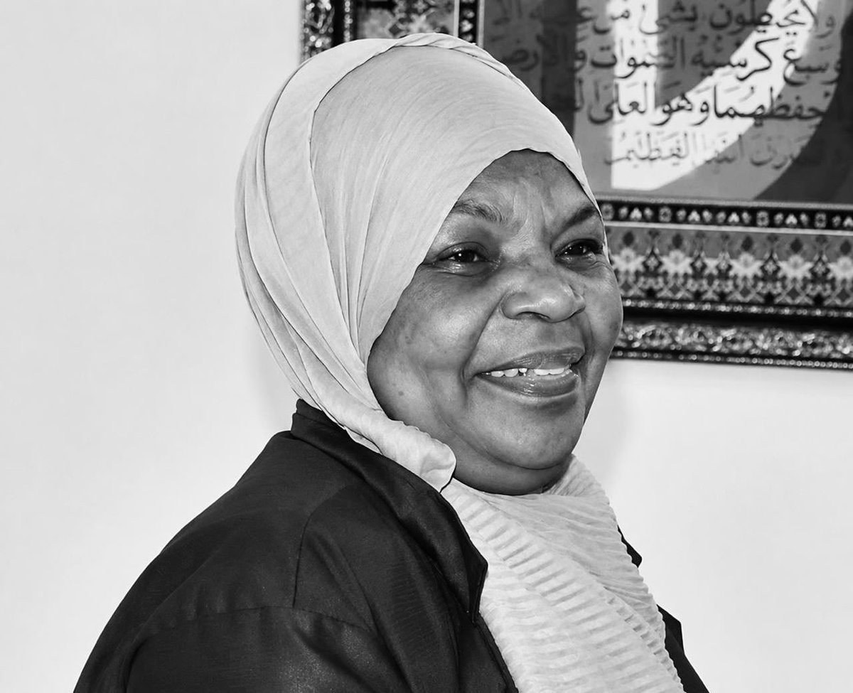 JamaludinSheikh's tweet photo. A beautiful example of sisterhood and lasting love. ❤️
Sister Maryam Mulei served her masjid with humility as a cleaner. After her passing, her friends came together to build a Sadaqah Jariyah well in her memory—turning remembrance into ongoing charity.
May Allah accept it. https://t.co/5dZyuruSMD