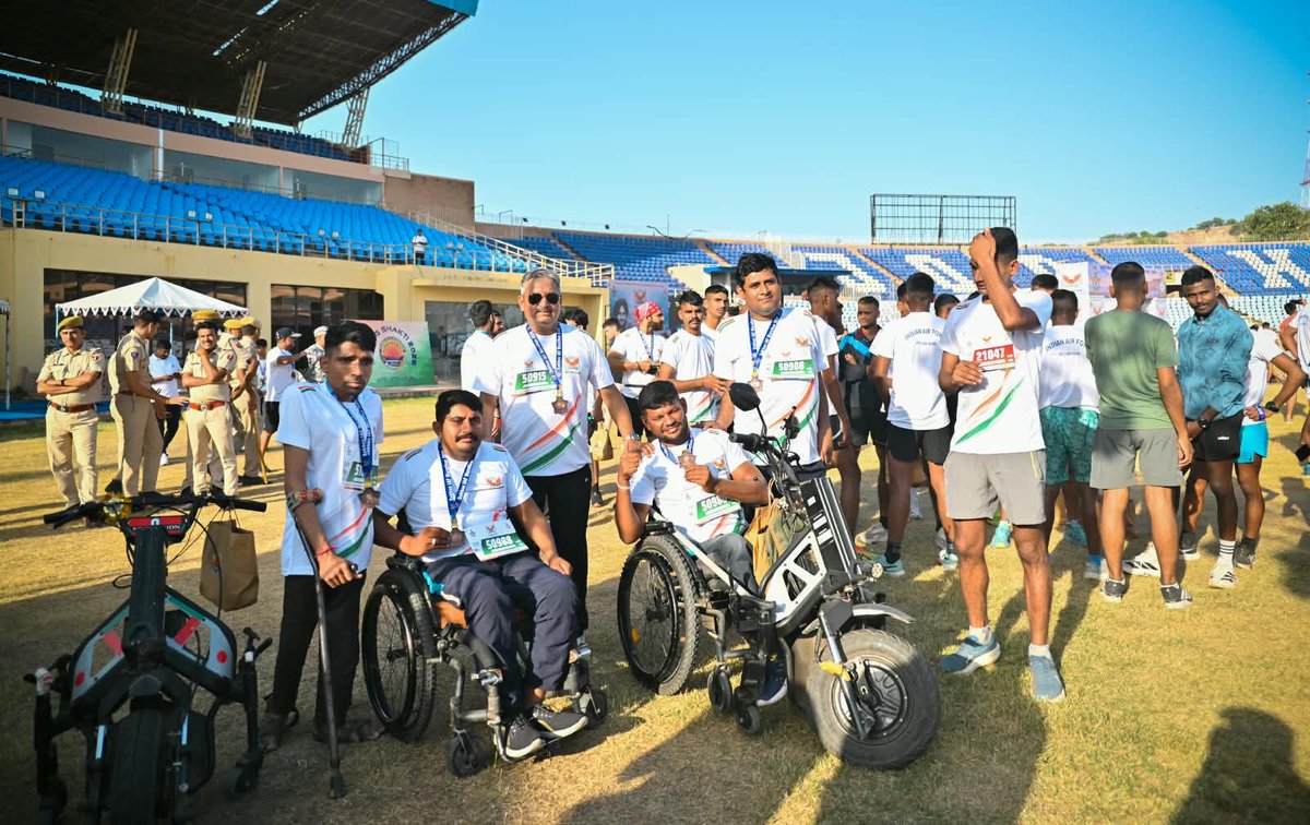 SWAC_IAF's tweet photo. South Western Air Command organised the #SekhonIAFMarathon2026 at Jodhpur, honouring the valour and supreme sacrifice of Flying Officer Nirmal Jit Singh Sekhon, PVC. Beyond Jodhpur, the spirit of the Sekhon Indian Air Force Marathon 2026 resonated across the SWAC AoR and over 15,000 participants running in unison.

The marathon at Jodhpur was a special event, conducted as part of the multinational Exercise - Tarang Shakti and witnessed over 4,000 participants, including Friendly Foreign Country personnel, Air Warriors, families and citizens, celebrating fitness, unity and international camaraderie under the theme ‘Power in Partnership’.

The event featured 5 km, 10 km, and 21 km runs, which were flagged off by various dignitaries including Air Marshal PV Shivanand, AOC-in-C SWAC, AVM GS Bhullar, SOA HQ SWAC, Shri Rahul Jain, Commissioner JNN. The event transformed Jodhpur’s iconic streets into a vibrant celebration of sporting spirit and shared values.

Excellent support by the civil administration and Commissioner of Police, Jodhpur, embodied discipline, teamwork and patriotism. The Sekhon marathon Jodhpur was a grand success, promoting wellness, camaraderie and national pride among all age groups.

#SekhonIndianAirForceMarathon
#IAF #IndianAirForce #94YearsOfIAF

@SpokespersonMoD 
@IAF_MCC 
@DefencePRO_Guj 
@PRODefRjsthn 
@adgpi 
@DefPROMumbai
@JodhpurDm
@DIPRRajasthan
@CP_Jodhpur