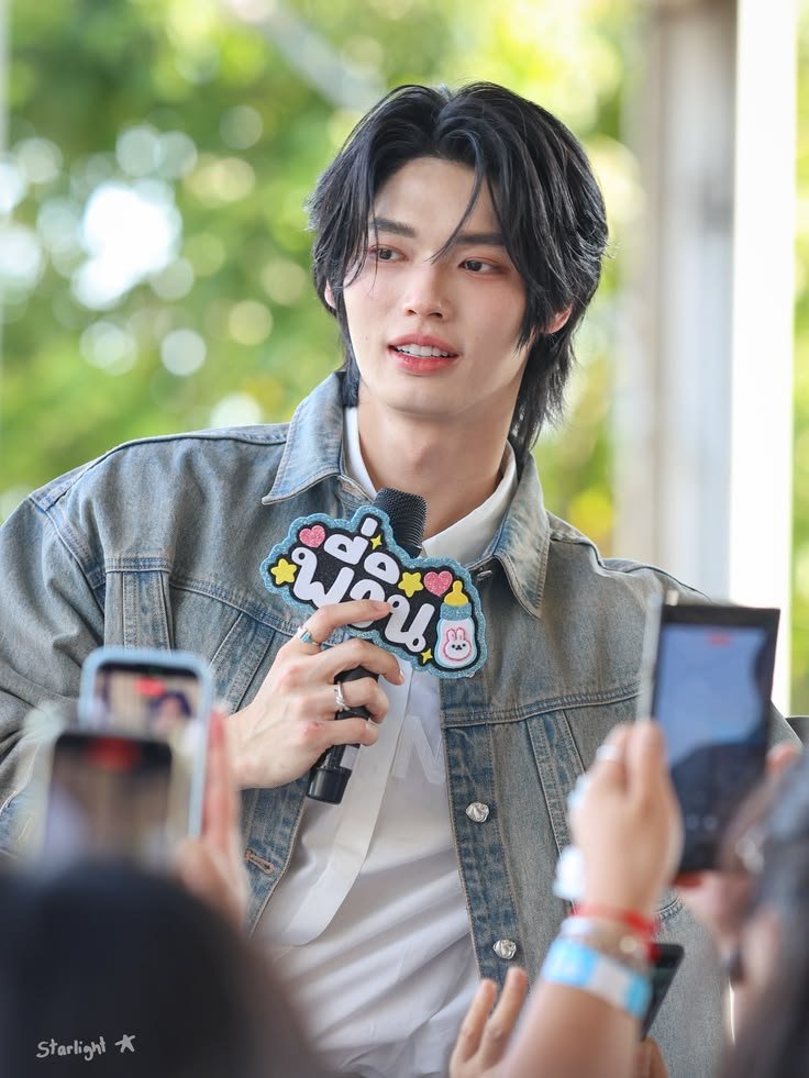 matcharoong's tweet photo. Adek metaa dagunya kebelah kayak papa win hahah🤏🏻🤏🏻

#winmetawin #METAA https://t.co/7y7Oe7MINM