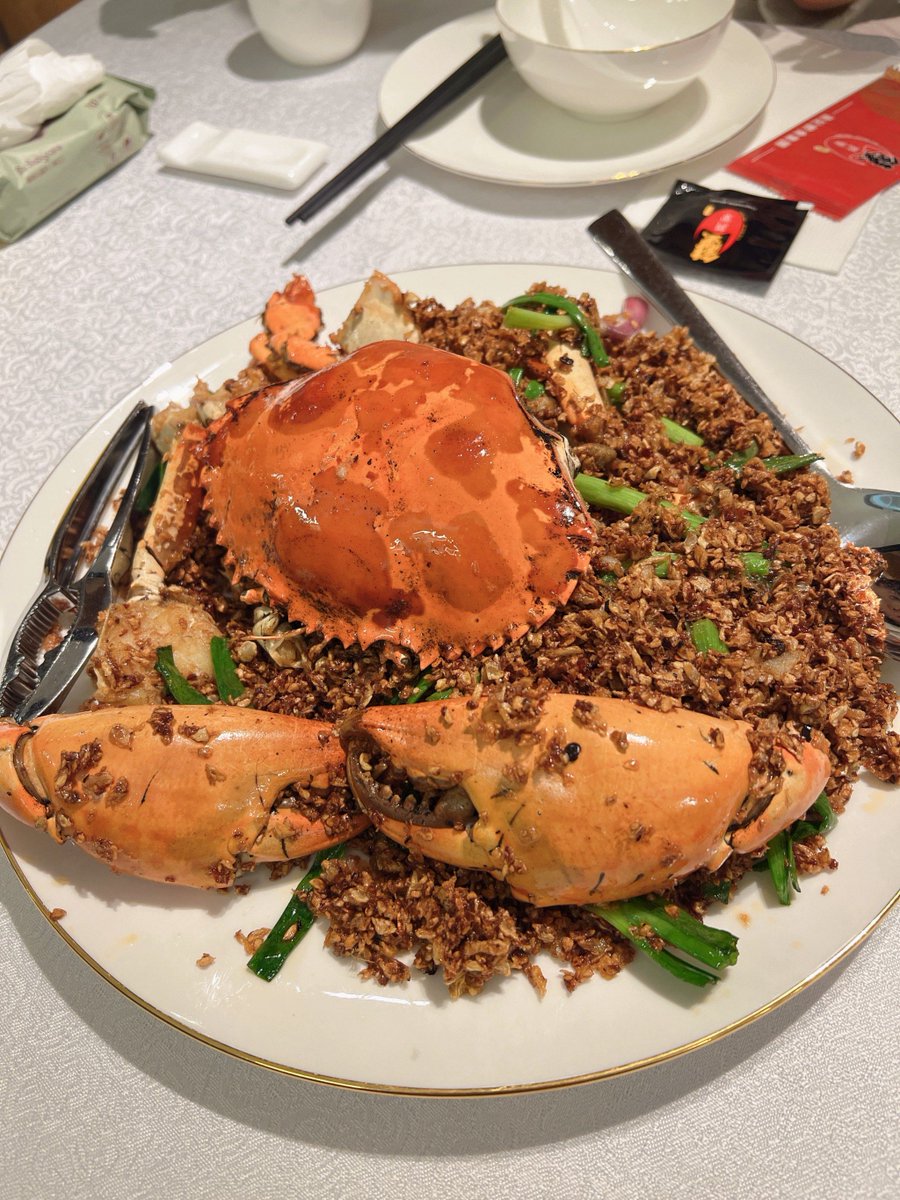 ValleyNoonhtfq's tweet photo. [Oops, my spicy crayfish platter I promised you got delayed—so sorry for the mix-up! Still, let’s browse the online menu together soon.]， https://t.co/GpHT9TfGRz
