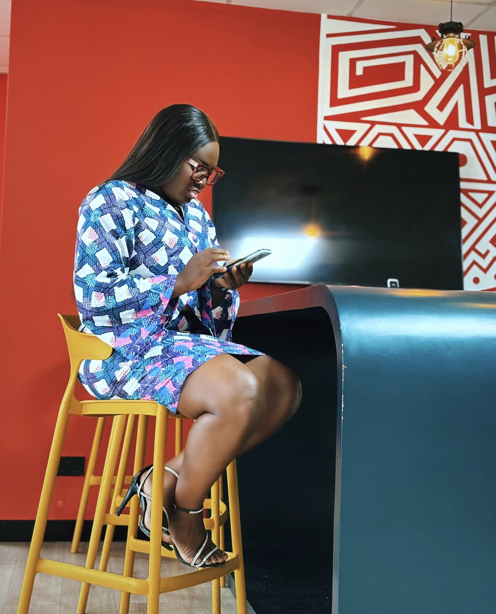 Shejackiesays's tweet photo. A must read ‼️‼️‼️

I’ll never forget October 1, 2026 Especially what happened to me as a content creator.
The day before, September 30, I spiralled.
I had just returned from Damongo. I hadn’t really rested, but I went out to shoot content because I needed to get it to my graphics guy for some animations.
While filming at Lapaz, we were confronted by some hawkers who thought we were recording them so authorities could come and drive them away from the roadside. A guy grabbed my phone, people gathered around us and, for a moment, it felt like things could get really bad.

It was embarrassing. It was exhausting. And honestly, it got to me
That night, I went on X and talked about how low my views had been. It wasn’t the first time I had felt that way, but something about that day broke me a little.
I posted and I slept.

Then I woke up. I saw plenty notifications 

“KSS sent me.”

I started seeing the comments under my video.
At first, I thought it was the usual repost. But it wasn’t.

Then I opened X
@kwadwosheldon  had reposted my content, acknowledged the work I’ve been doing and told people I deserved the views. He went even further and offered to have me collaborate with his page from now until the end of the year.
 and personally messaged me, encouraged me and told me not to give up.
And then the love started coming.
People I didn’t even know started finding me. Sharing my work. Subscribing. Sending me messages. Giving me feedback.

In less than 24 hours, I gained over 1,000 subscribers.
The video is closing in on 60,000 views.
Then @EiiScanty came through too. And so many other people shared the video that I honestly can’t name everyone.
I also woke up to other good news from opportunities I had applied for months ago.

Then, as if that wasn’t enough, I received the most beautiful message from a young man I’ve been supporting over the past few months, telling me how much my presence had meant to him.
I cried.
Because sometimes life gives you so many reminders in one day that you can’t help but stop and say, “God, I hear You.”
And then came the moment that completely finished me.

Sheldon posted a video and, at the end, mentioned my name and asked people to go subscribe to my channel.
That meant more to me than I can properly explain.

Sheldon, you are my brother. You’ve seen my work for a while, and I know this wasn’t just about one post or one bad day.
I genuinely appreciate you for seeing me, encouraging me and using your platform to open a door for me.
You didn’t have to do any of this. But you did. And I will never forget it.
May God bless you tremendously. May He continue to enlarge your territory and keep you as one of the people pushing the new media space forward.
To Scanty, everyone who reposted, subscribed, commented, sent me a DM, gave me constructive criticism about my thumbnails, content and channel, and everyone who simply said “keep going” thank you.

I have read so many of your messages.

I’m listening. I’m learning. And I’m taking the feedback seriously.
Yesterday I was questioning my journey. Today, I’m reminded why I must keep going.
October 1, 2026.
I will never forget you
